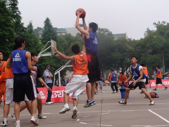 萨与