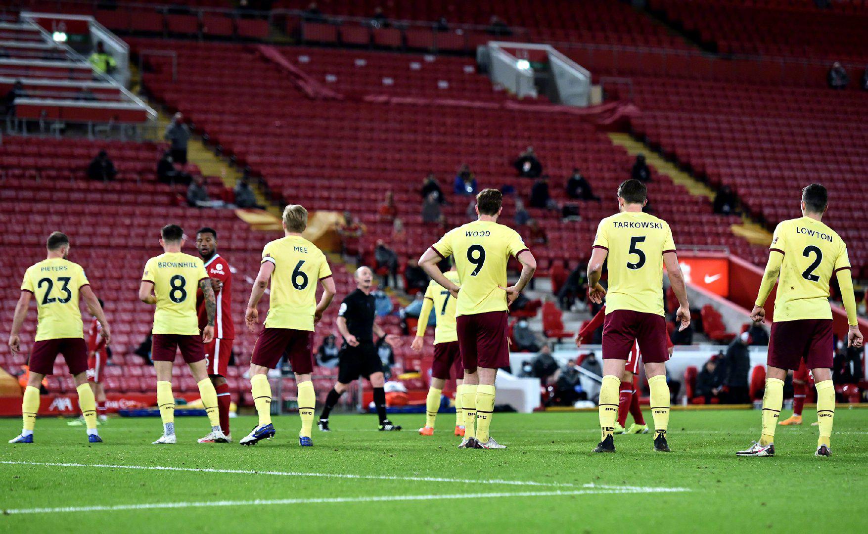 尽管黄蜂阵 尽管黄蜂阵