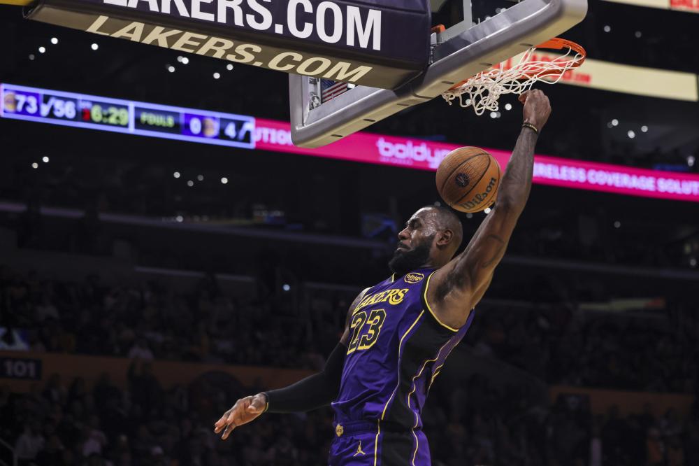 而场上气氛 而场上气氛