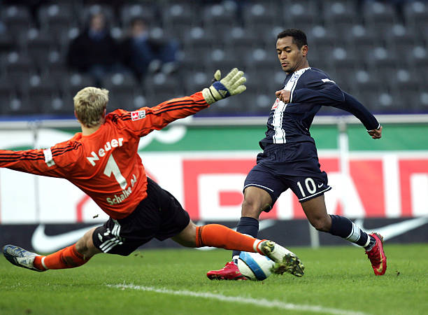 正式加盟德 正式加盟德