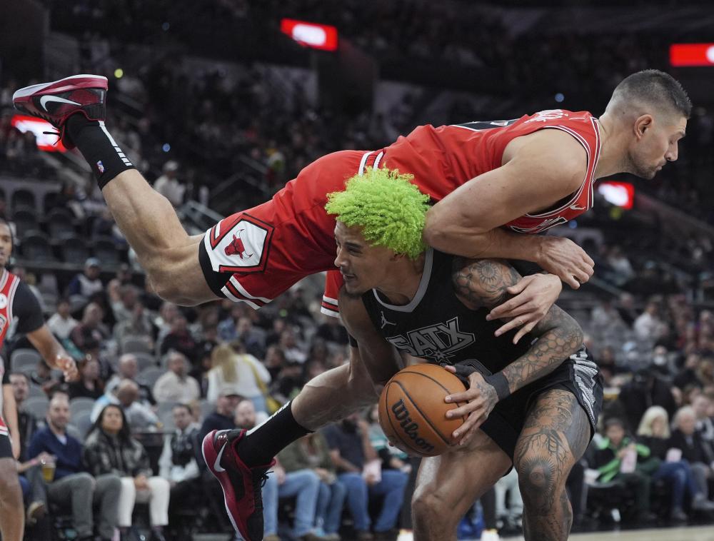 中后卫引援 中后卫引援